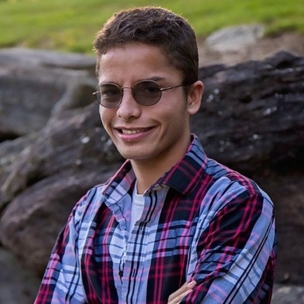 Meet your Posher, Cyler